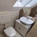 Frisch Renovierte Apartman *